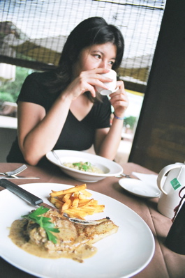 a nice breakfast on the Chao Phraya